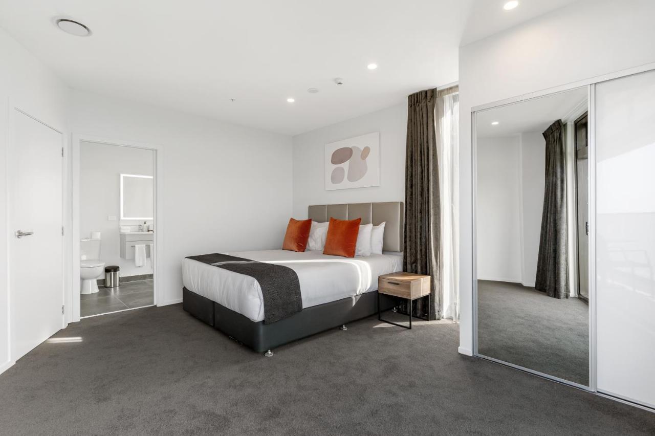 Ramada By Wyndham Newmarket אוקלנד מראה חיצוני תמונה