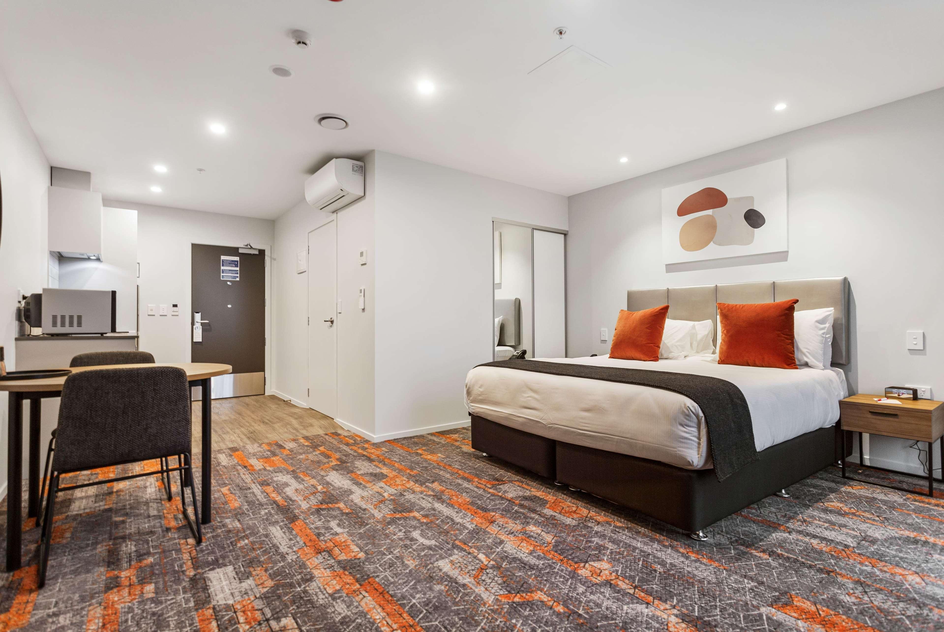 Ramada By Wyndham Newmarket אוקלנד מראה חיצוני תמונה