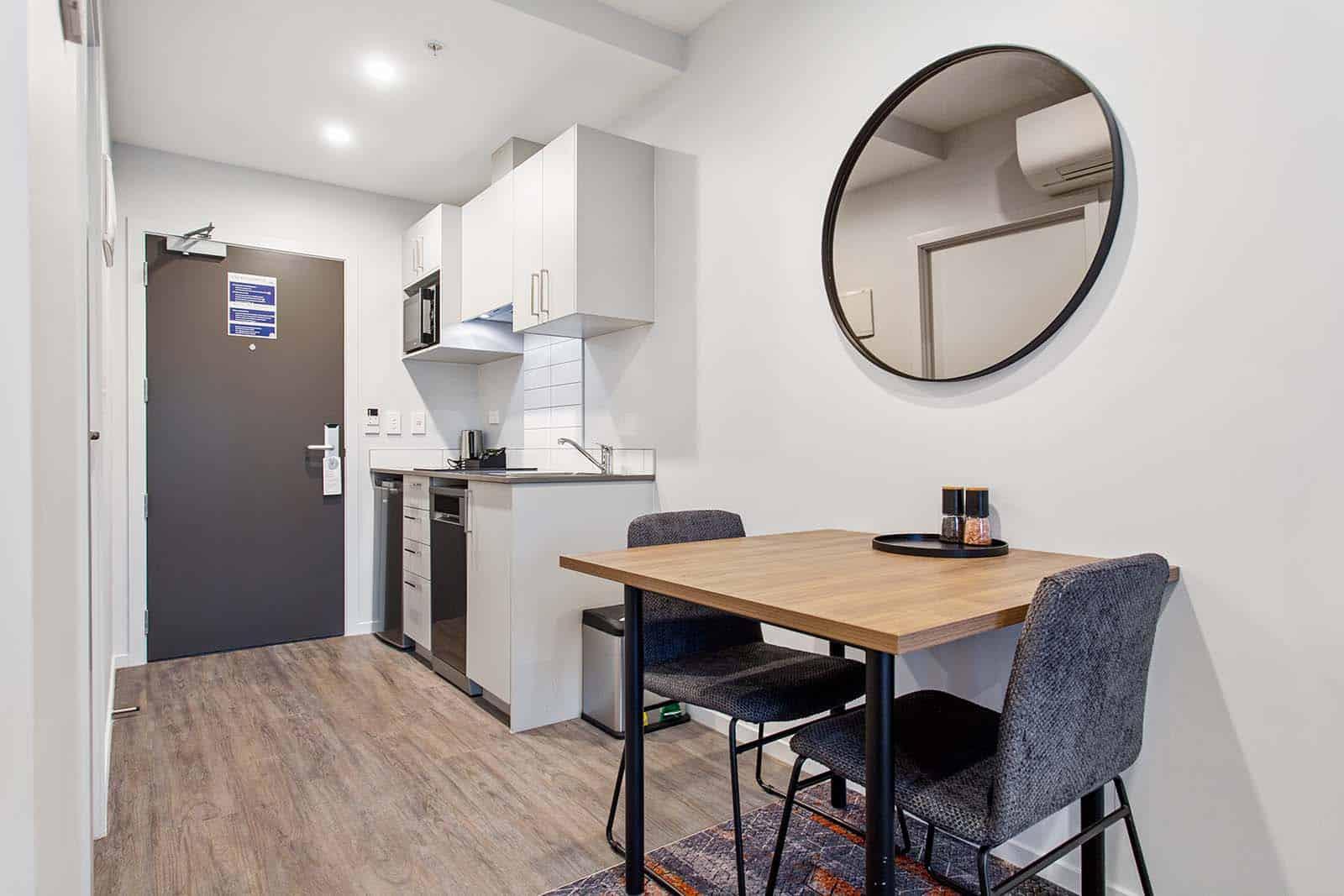 Ramada By Wyndham Newmarket אוקלנד מראה חיצוני תמונה